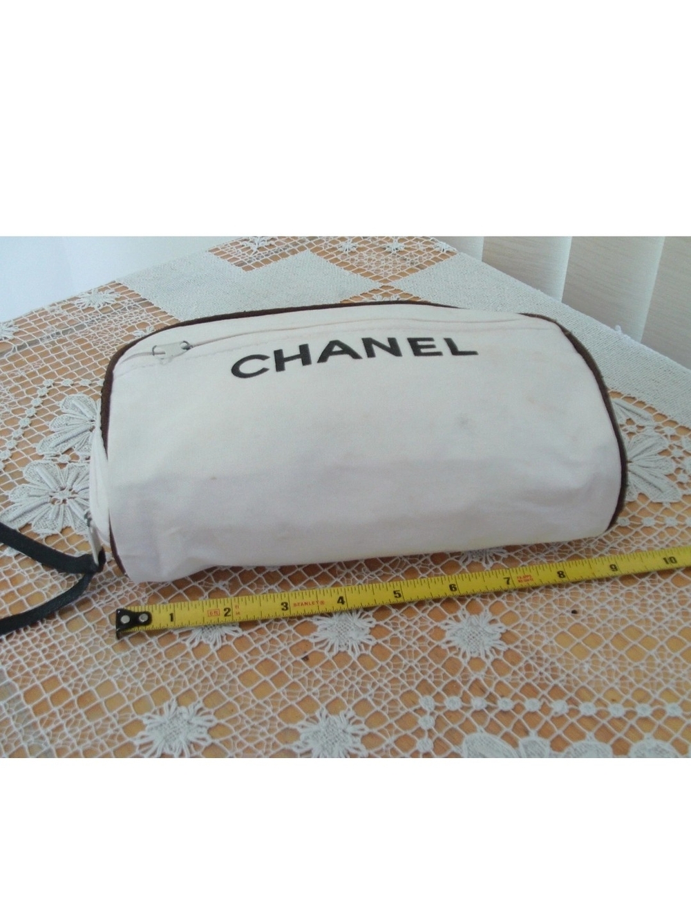 Authentic CHANEL Cream Cosmetic Pouch with Black Trim - Picture 2 of 7
